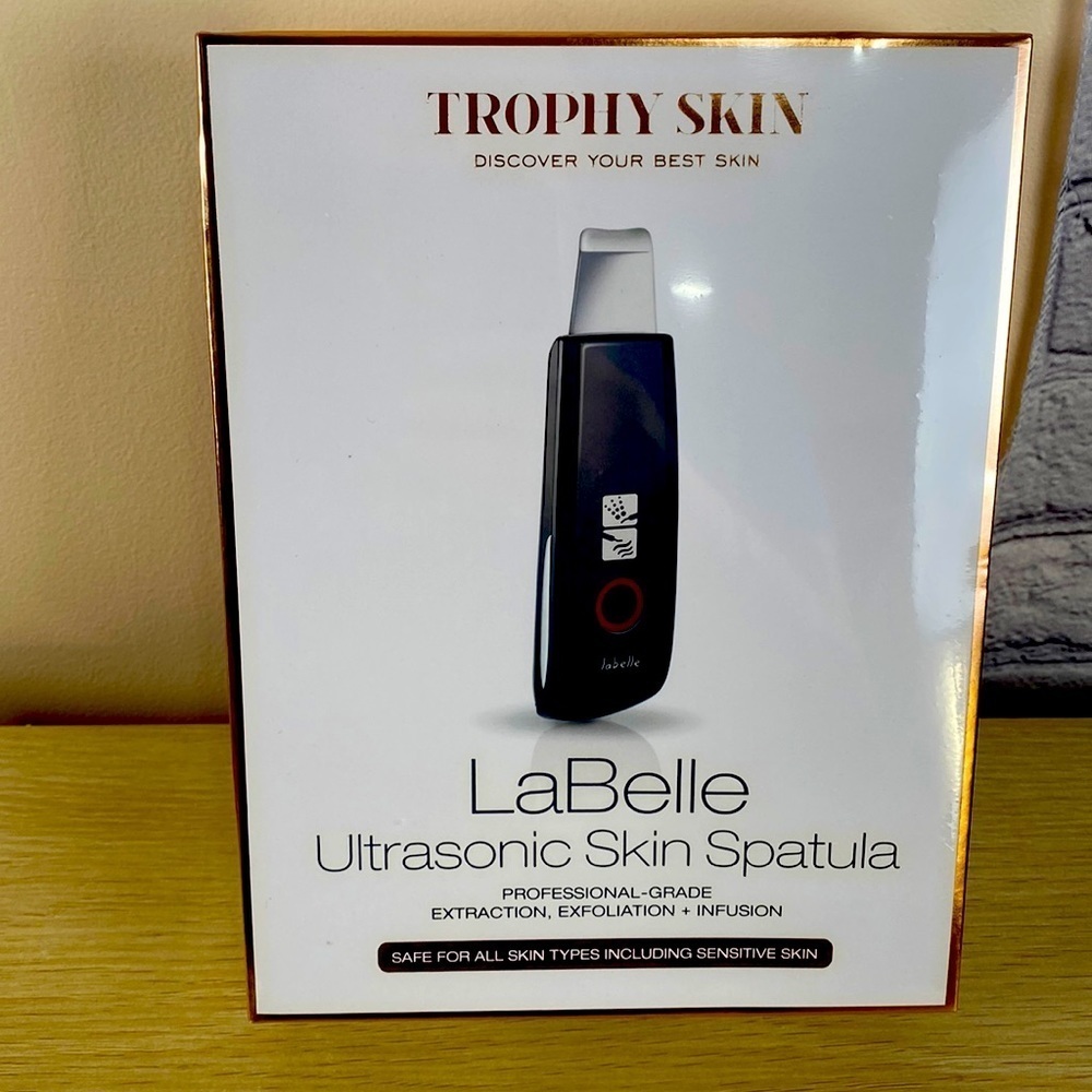 Trophy Skin LaBelle Ultrasonic Skin Spatula